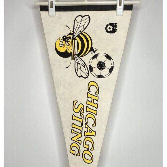 Vintage Chicago Sting NASL 30 x 12 Full Size Soccer Pennant Defunct 1970s - Picture 1 of 10